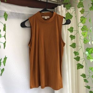 Robbed, high-neck tank top